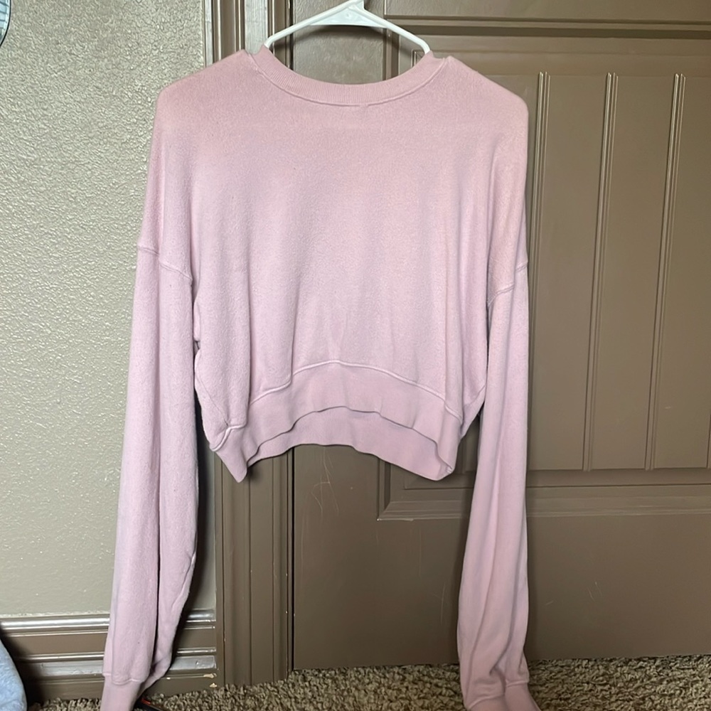 Light pink cropped sweater